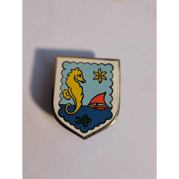 Insigne Gendarmerie Légion Émail Mayotte Pin's À Vis En Destockage